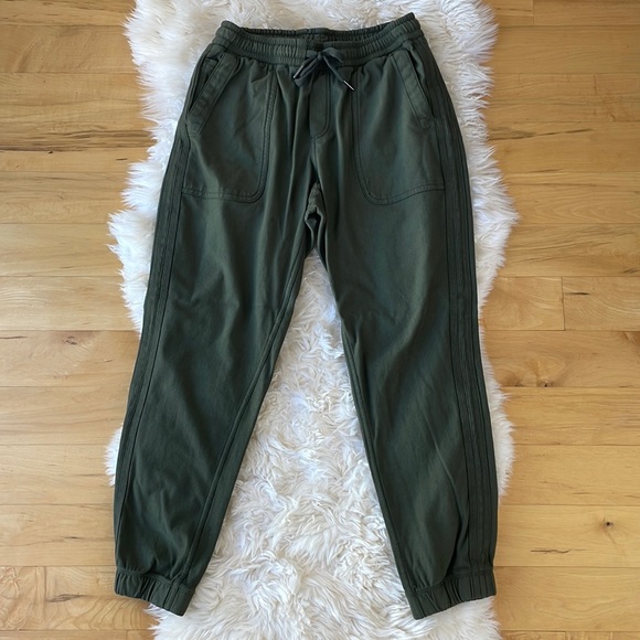 Athleta Pants & Jumpsuits Athleta Farallon Jogger Olive Green Size